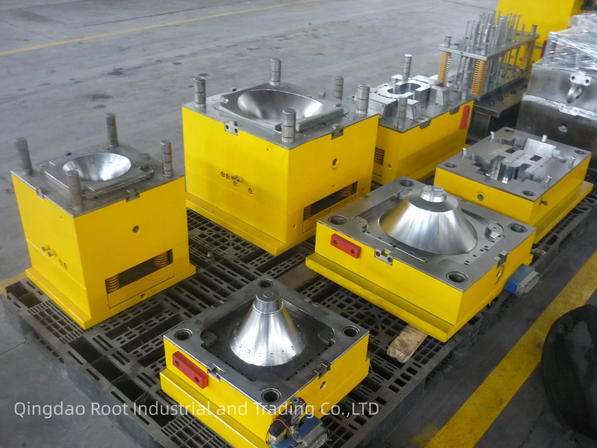 One mold, operating stably for twelve years